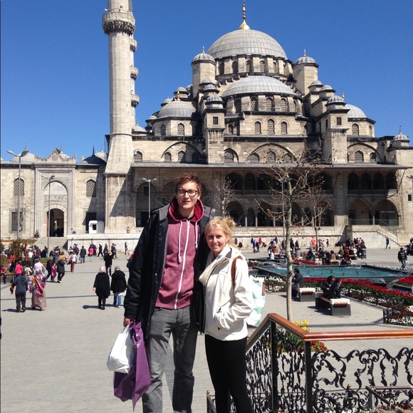 Meet your Posher, Katie - Picture 5 of 6